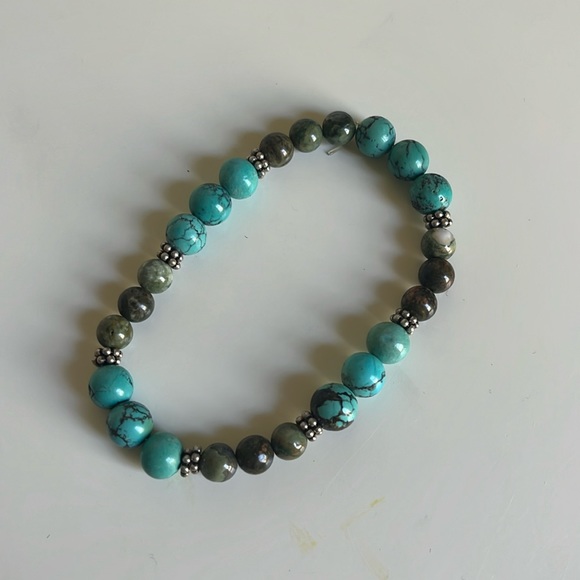 Turquoise Bracelet - Picture 2 of 2